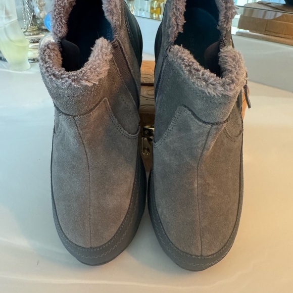 Easy Spirit Gray Suede Ankle Boots US 7 - Picture 10 of 11